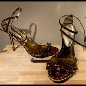 Guess open toe stilettos 4.5” heel